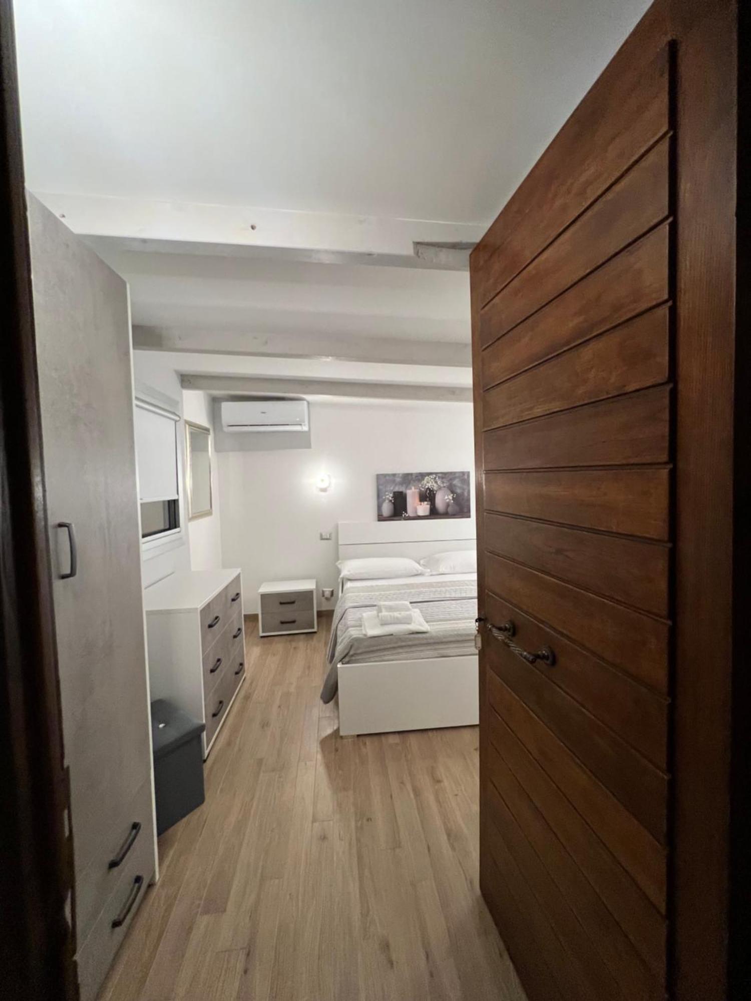 Villa Paonessa Lido Di Fondi Room photo