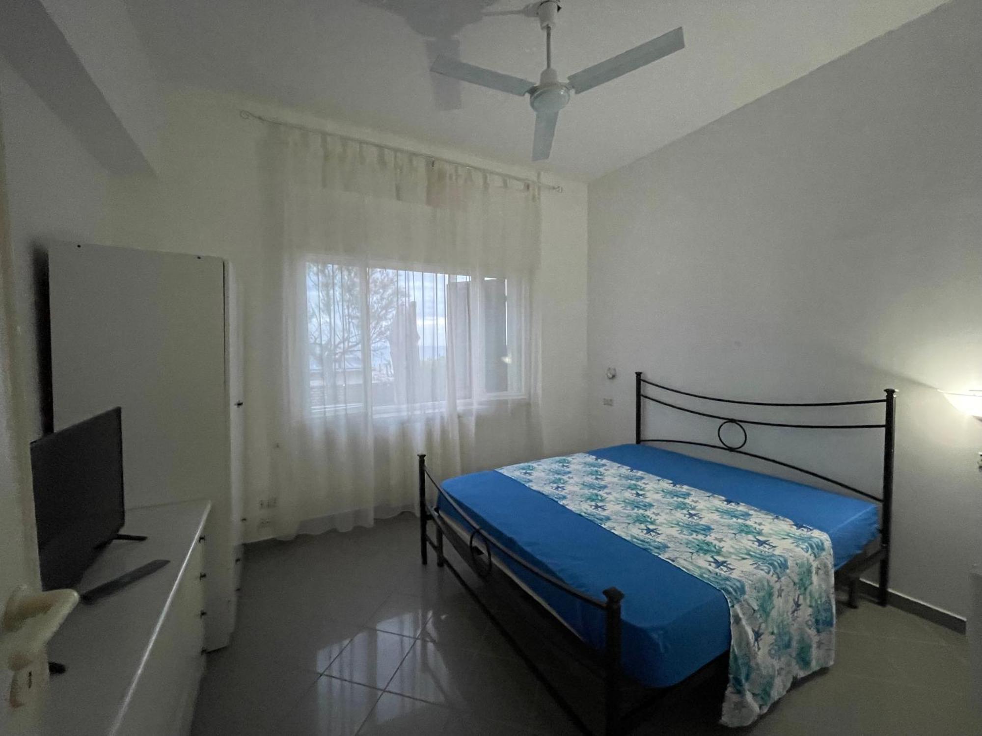 Villa Paonessa Lido Di Fondi Room photo