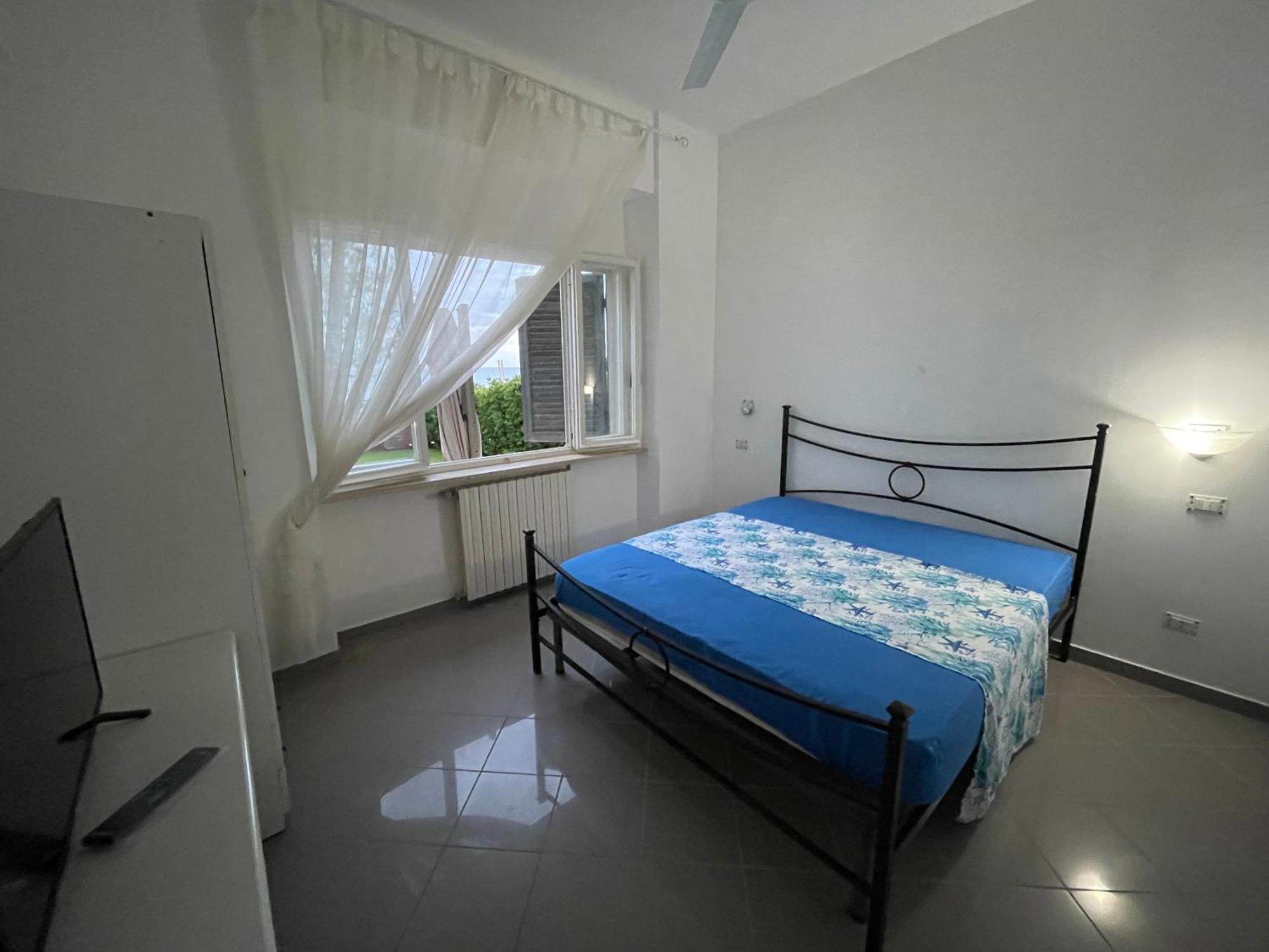 Villa Paonessa Lido Di Fondi Room photo